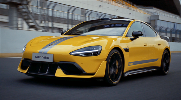 SU7 Ultra都是誰(shuí)在買 雷軍：BBA、保時(shí)捷、法拉利等增換購(gòu)車主占比超八成