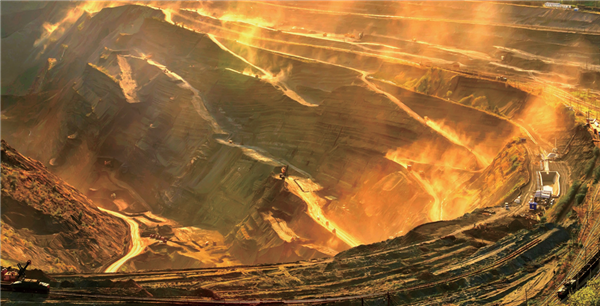 亞洲大露天煤礦 百米厚煤層足足開采了118年！古代植物咋都埋那了