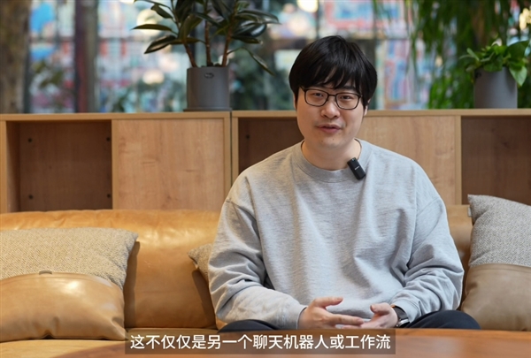 全球首款“真干活”的AI智能體！Manus中國(guó)官微上線 網(wǎng)友在線求邀請(qǐng)碼