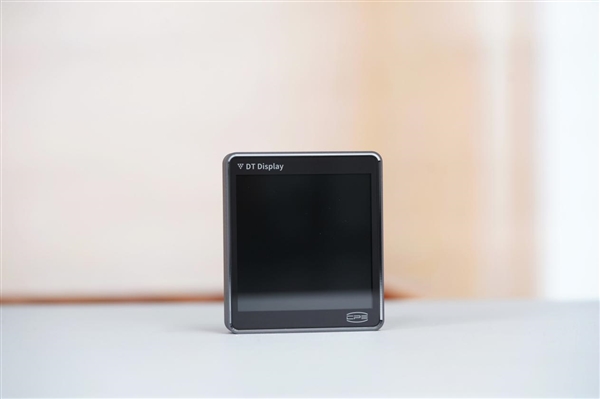 獨(dú)立磁吸IPS液晶屏！超頻三銀翼DT360水冷散熱器圖賞