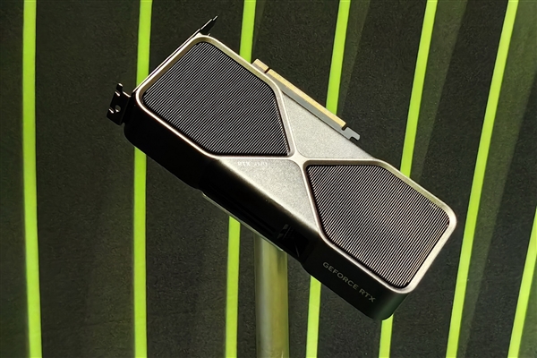 4599元起！RTX 5070正式上市：英偉達正面應對AMD RX 9070