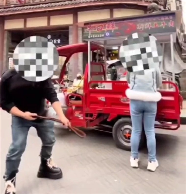 為博流量無下限！四川3名網(wǎng)紅街頭拍低俗視頻被行政處罰