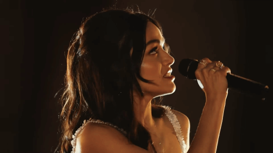 3月21日國內(nèi)上映！《白雪公主》真人版女主公開亮相 真人造型美艷