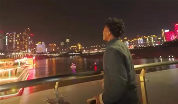 甲亢哥喊話:中國(guó)被嚴(yán)重低估