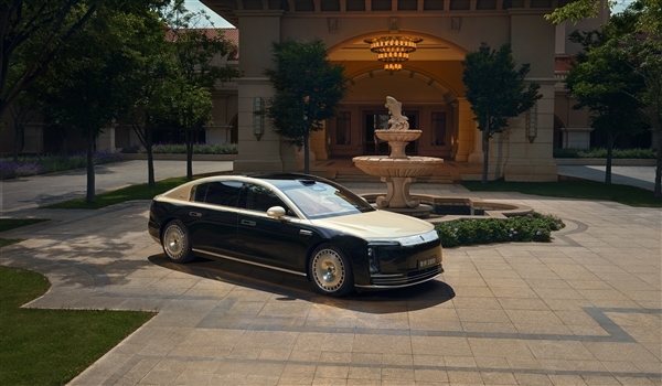 能與勞斯萊斯比高低！尊界S800純白實(shí)車曝光：本周上市