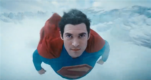 超英鼻祖！新版《超人》確認(rèn)引進(jìn)：漫威《銀護(hù)》導(dǎo)演操刀