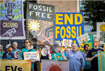 背刺馬斯克！加州欲禁售燃油車：特朗普一紙政令否決