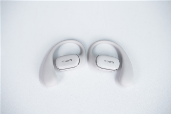 華為首款開(kāi)放式耳掛耳機(jī)！FreeArc圖賞