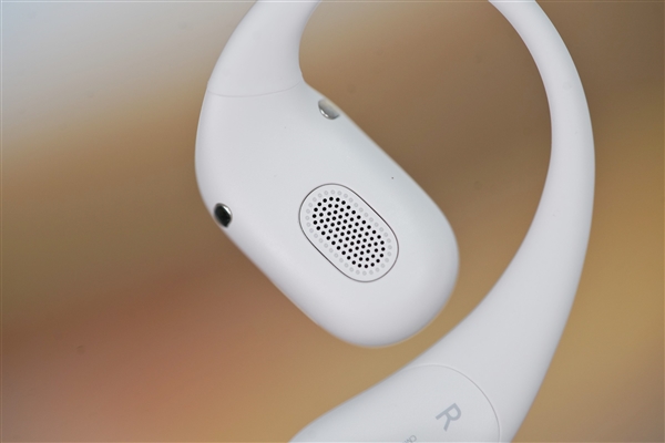 華為首款開(kāi)放式耳掛耳機(jī)！FreeArc圖賞