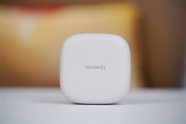 華為首款開(kāi)放式耳掛耳機(jī)！FreeArc圖賞