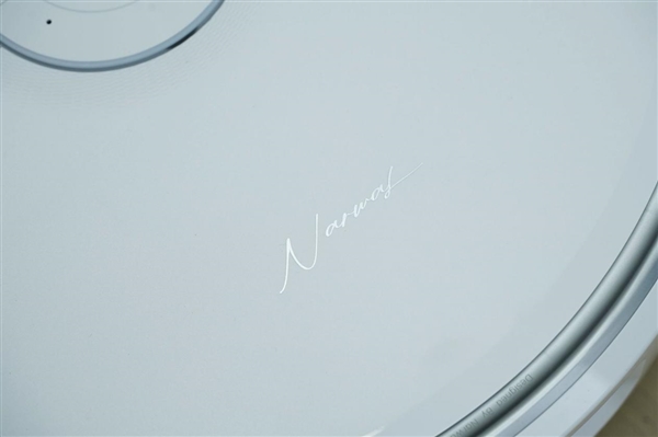 履帶式熱活水循環(huán)洗地！云鯨J6圖賞