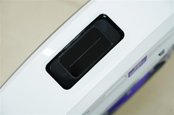 履帶式熱活水循環(huán)洗地！云鯨J6圖賞