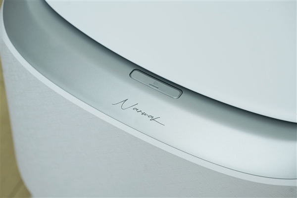 履帶式熱活水循環(huán)洗地！云鯨J6圖賞