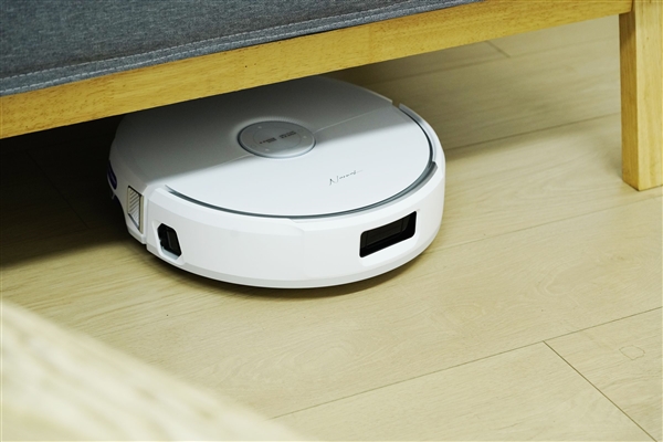 履帶式熱活水循環(huán)洗地！云鯨J6圖賞