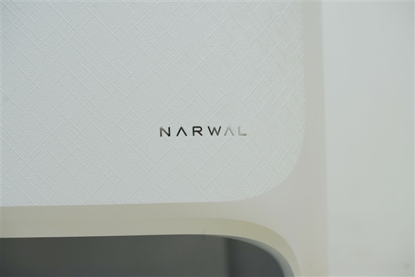 履帶式熱活水循環(huán)洗地！云鯨J6圖賞