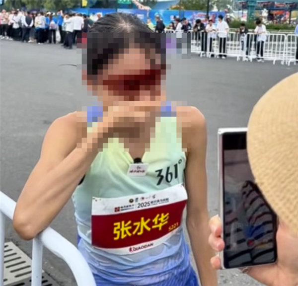 馬拉松“最快女護(hù)士”張水華發(fā)文道歉：未來(lái)必定更加專注于賽道